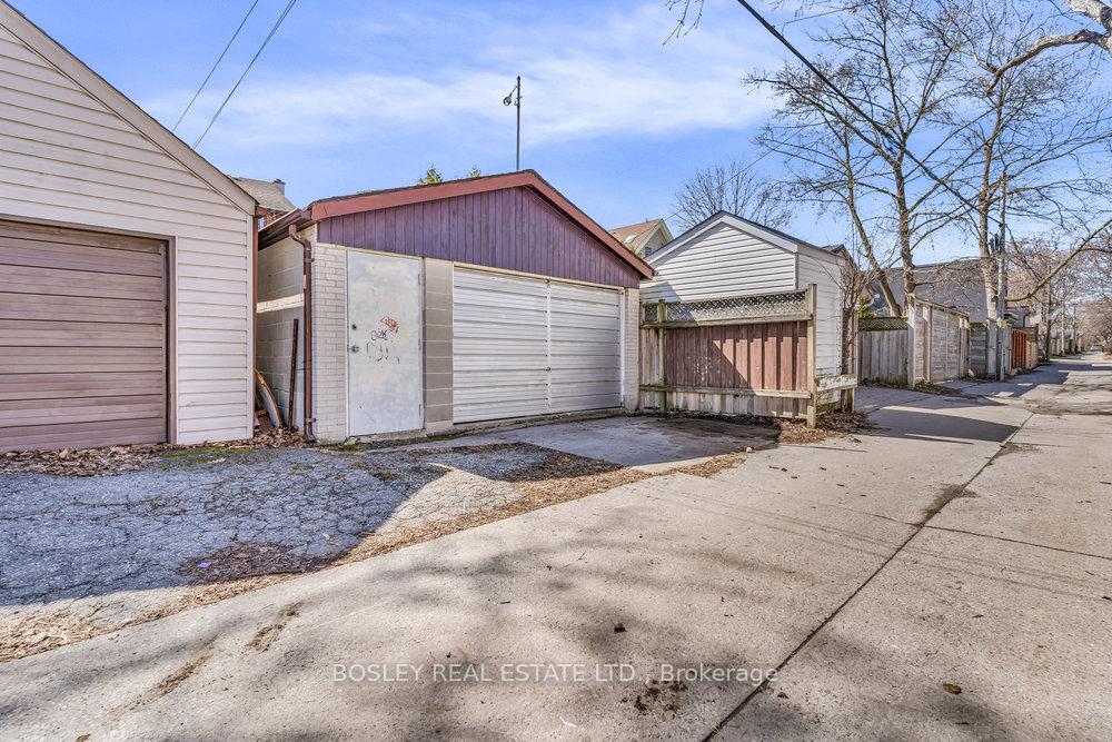 Photo 25 of 22 Woburn Avenue, Toronto, Lawrence Park North — HOMEH