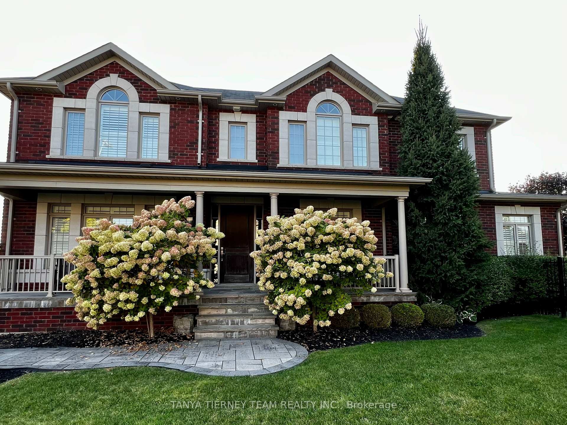 Photo 24 of 6 Lady May Drive, Whitby, Rolling Acres — HOMEH