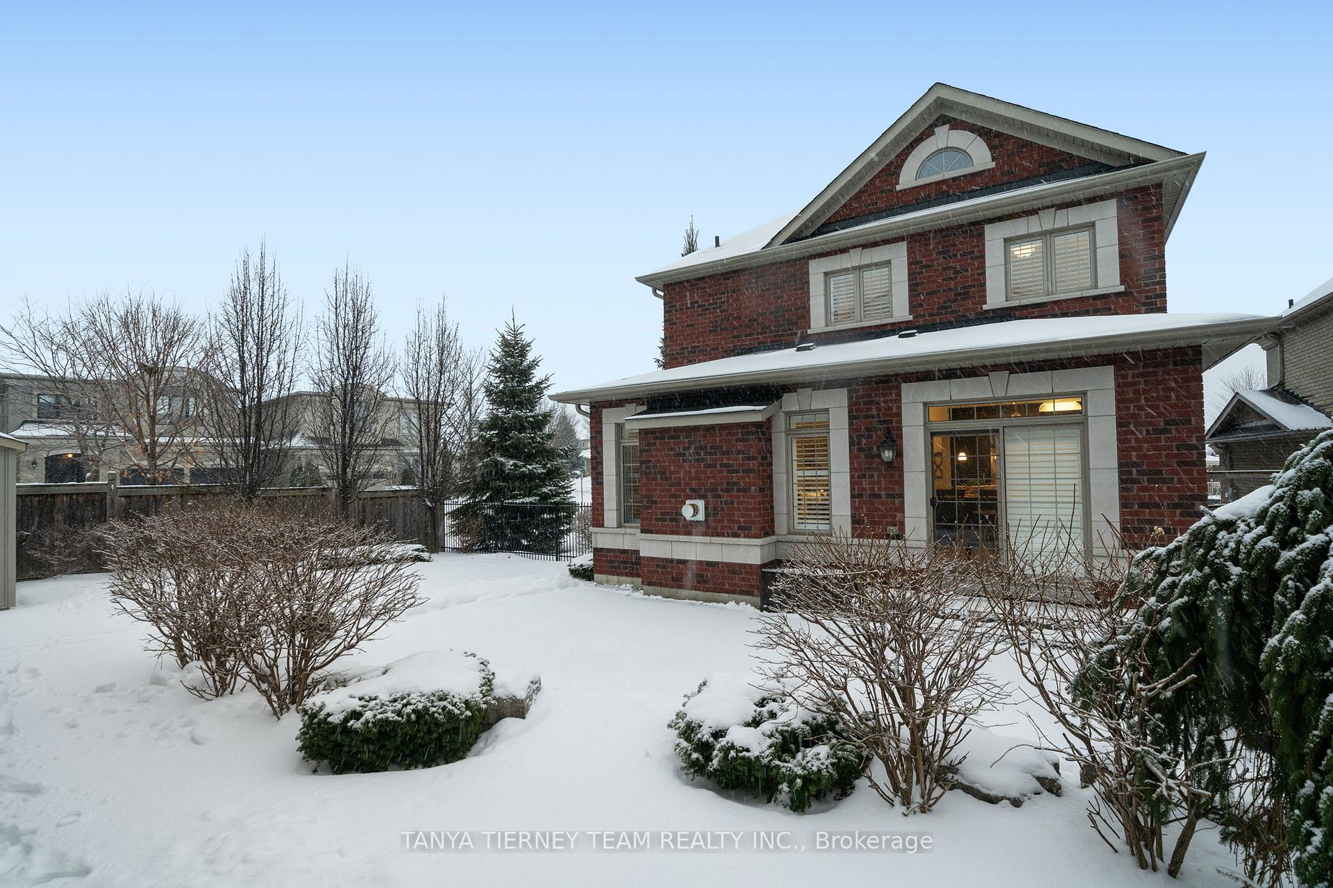 Photo 39 of 6 Lady May Drive, Whitby, Rolling Acres — HOMEH