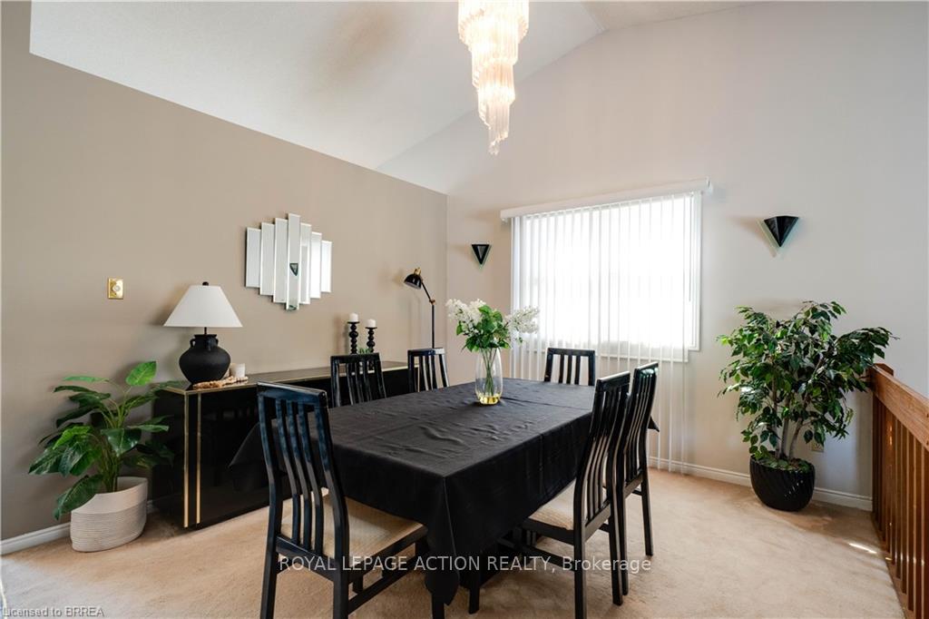 Photo 7 of 45 Skylark Road, Brantford — HOMEH