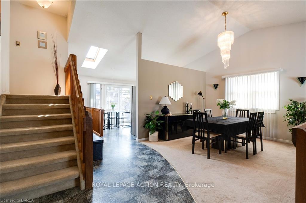 Photo 8 of 45 Skylark Road, Brantford — HOMEH