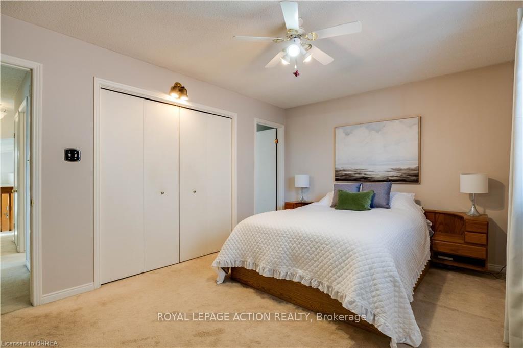 Photo 15 of 45 Skylark Road, Brantford — HOMEH