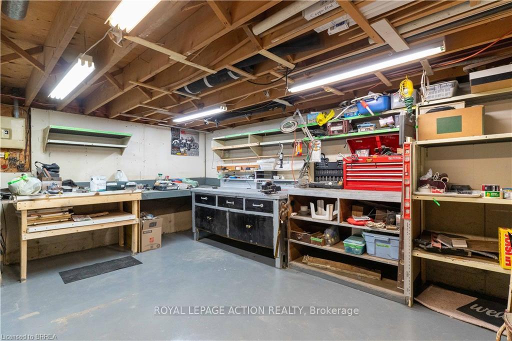 Photo 27 of 45 Skylark Road, Brantford — HOMEH