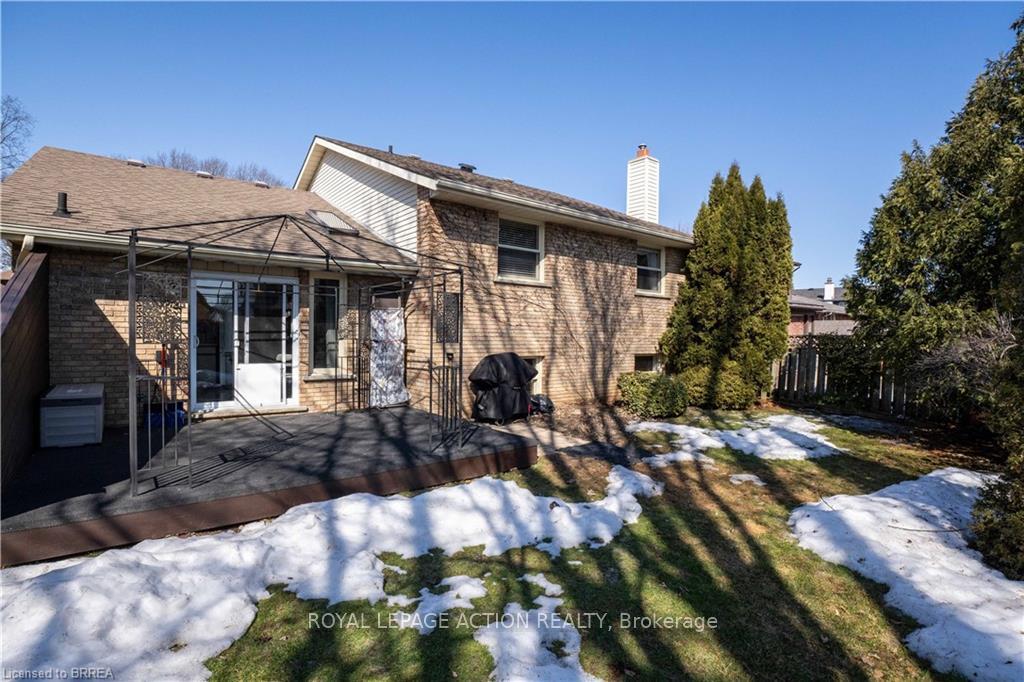 Photo 26 of 45 Skylark Road, Brantford — HOMEH