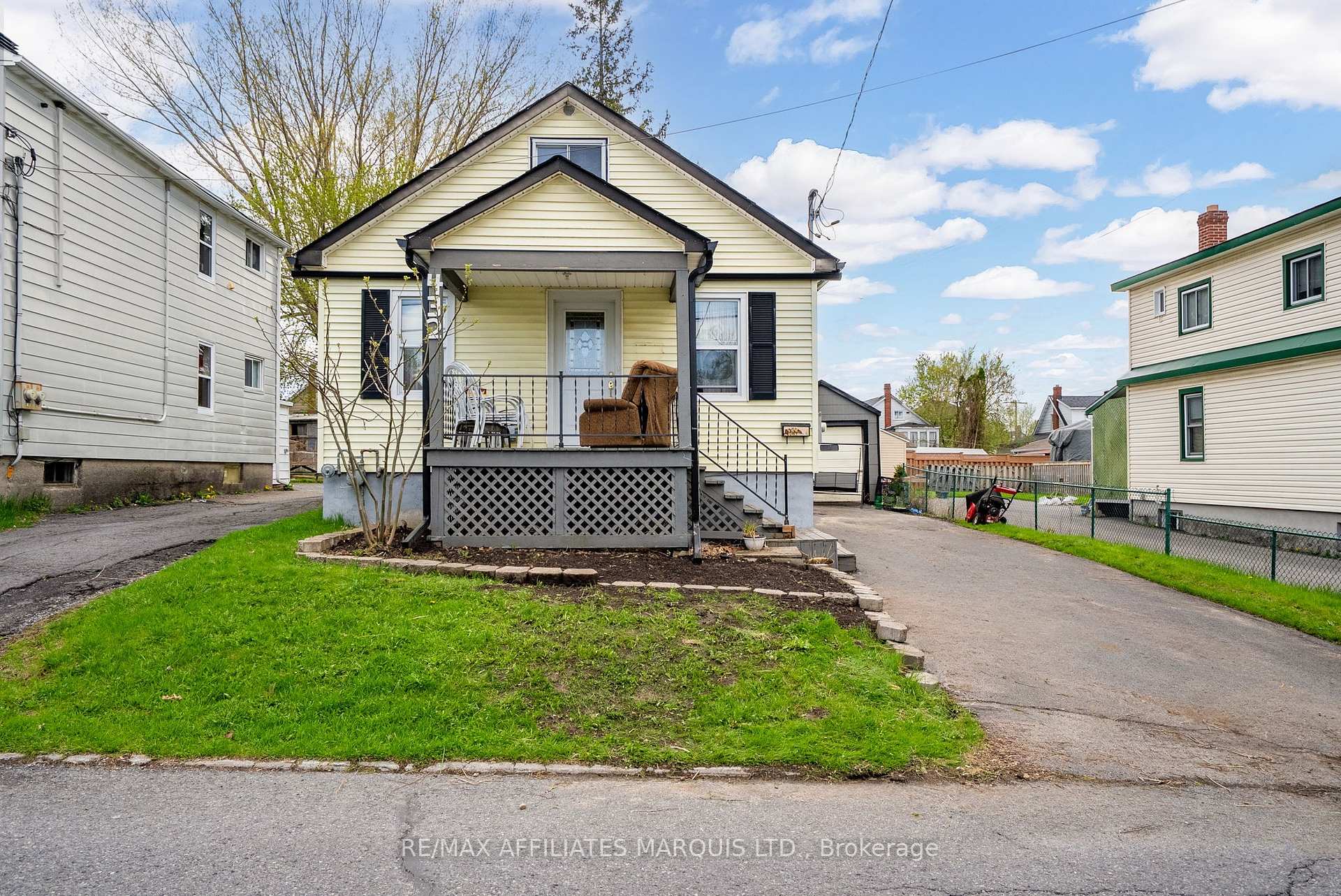 Photo 1 of 432 Eighth St Street E, Cornwall — HOMEH