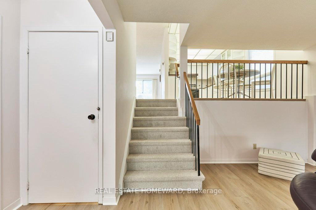 Photo 11 of 704 Abingdon Court, Pickering, West Shore — HOMEH