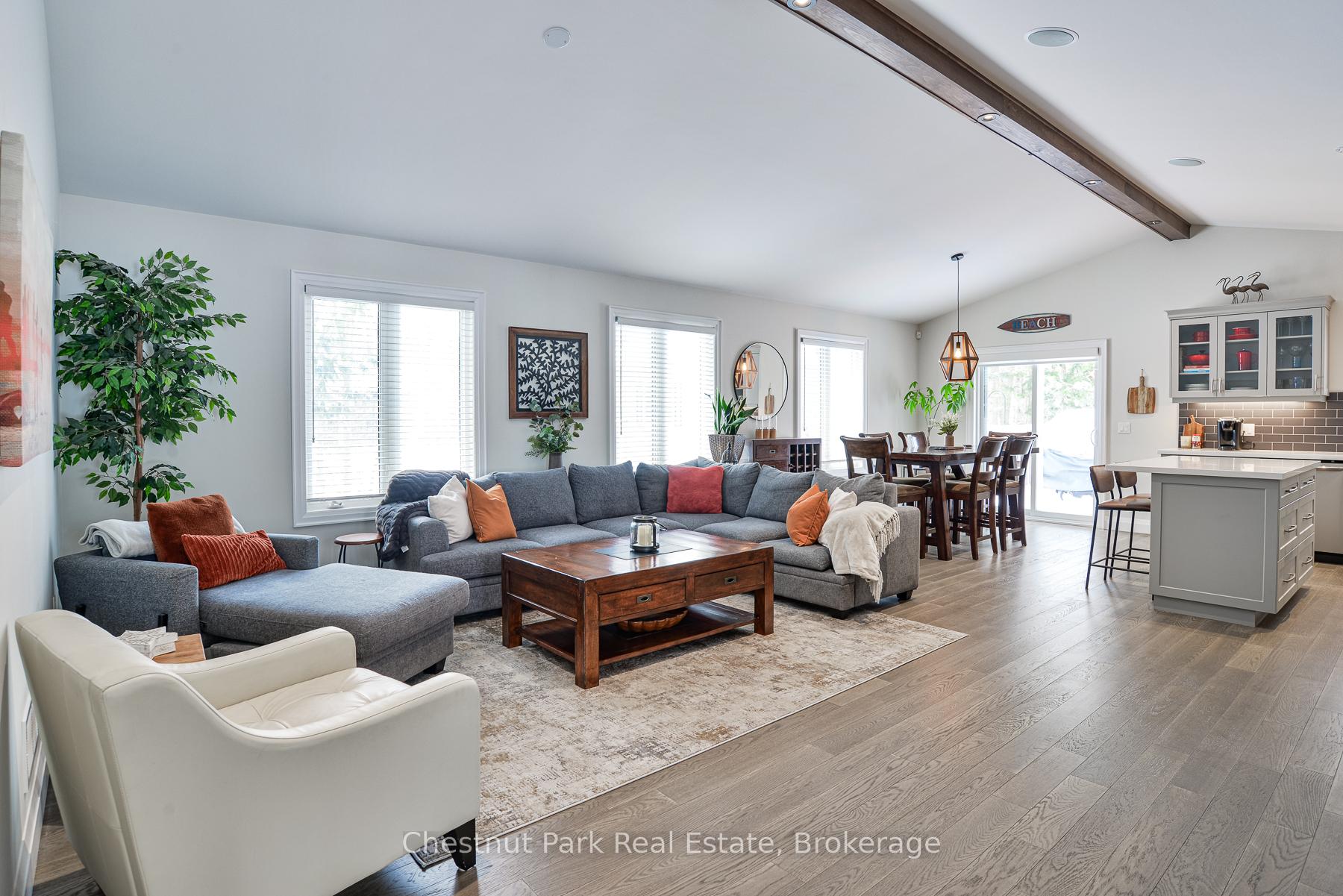 Photo 2 of 101 Forest Glen Drive, Gravenhurst, Muskoka (S) — HOMEH