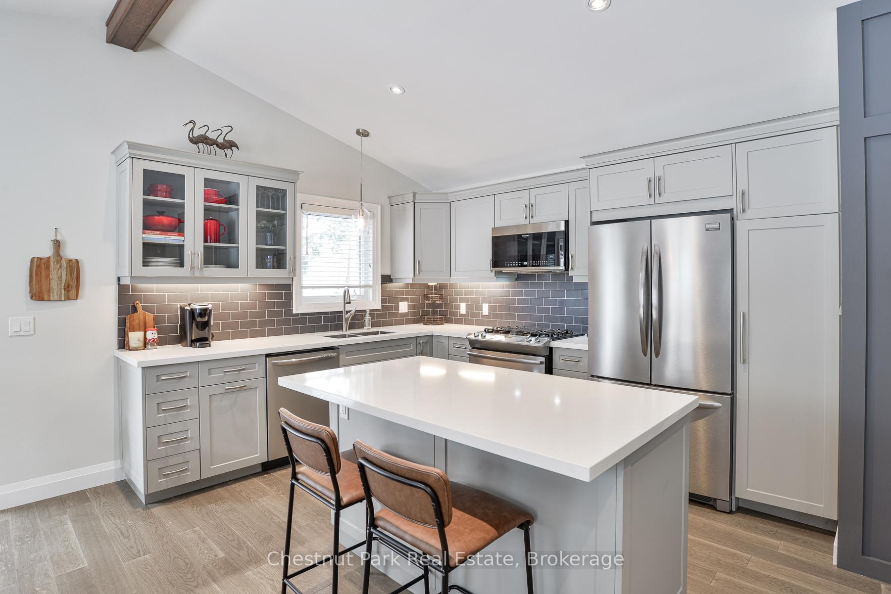 Photo 9 of 101 Forest Glen Drive, Gravenhurst, Muskoka (S) — HOMEH