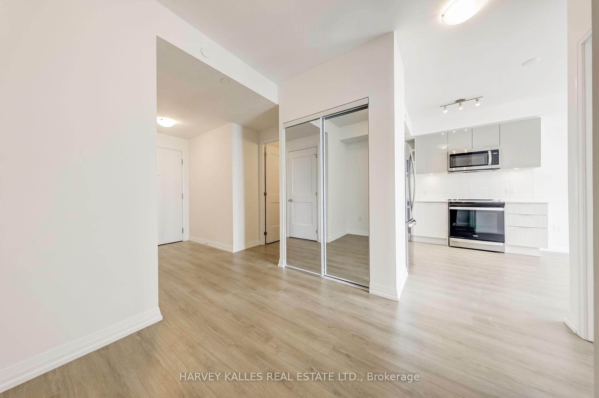 Photo 2 of Unit 3115, 50 Dunfield Avenue, Toronto, Mount Pleasant West — HOMEH