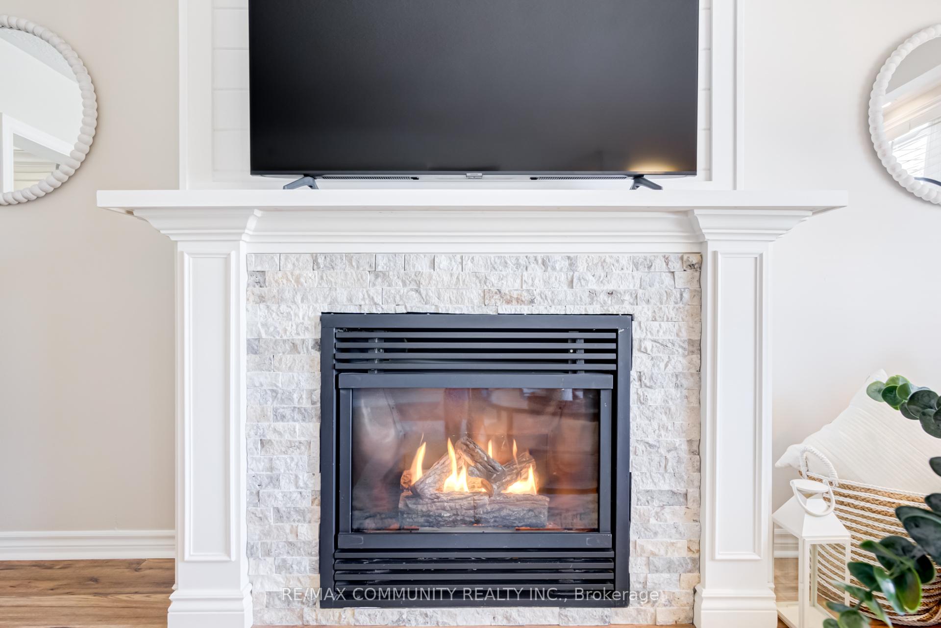 Photo 10 of 400 Maplewood Drive, Oshawa, O'Neill — HOMEH