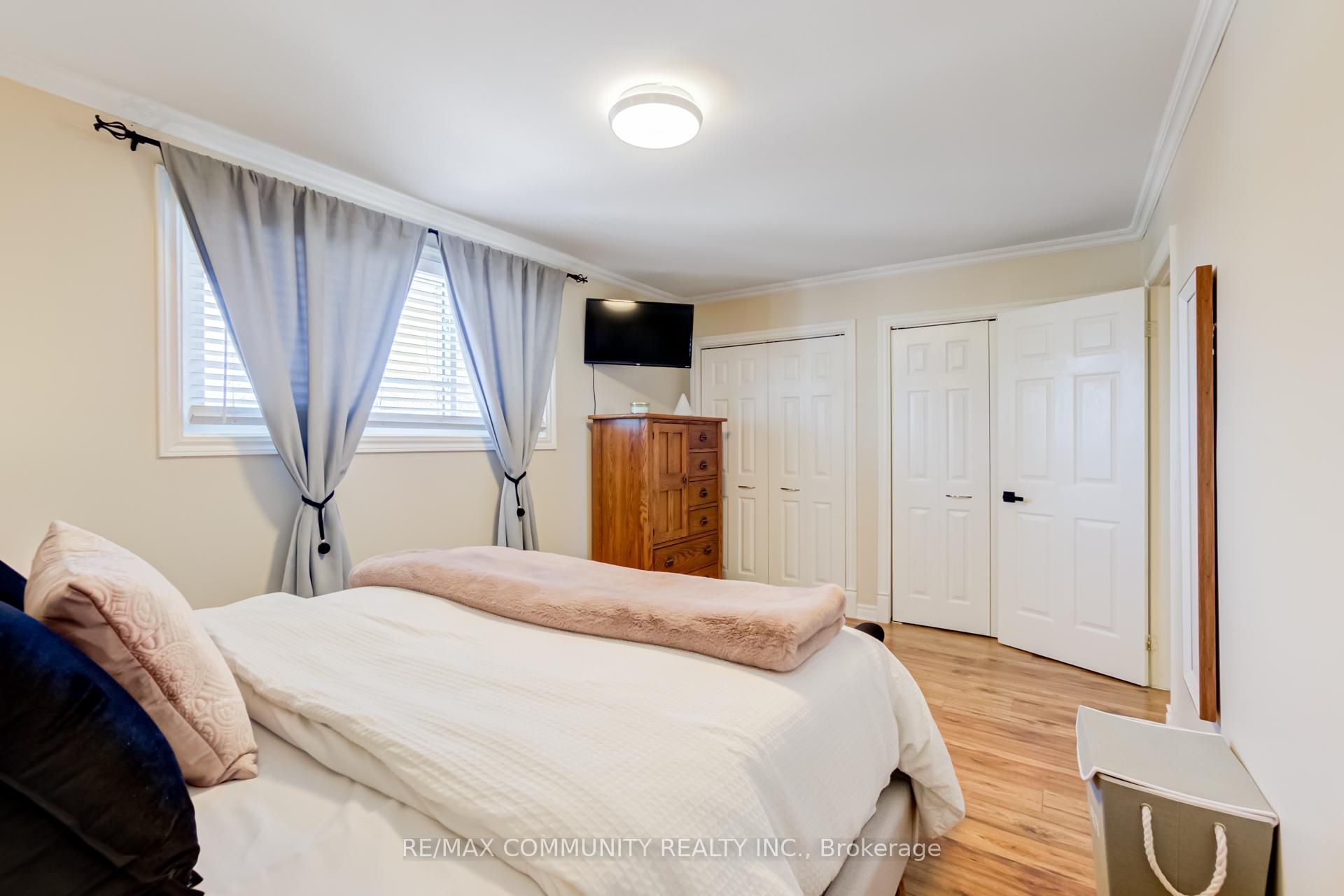 Photo 13 of 400 Maplewood Drive, Oshawa, O'Neill — HOMEH