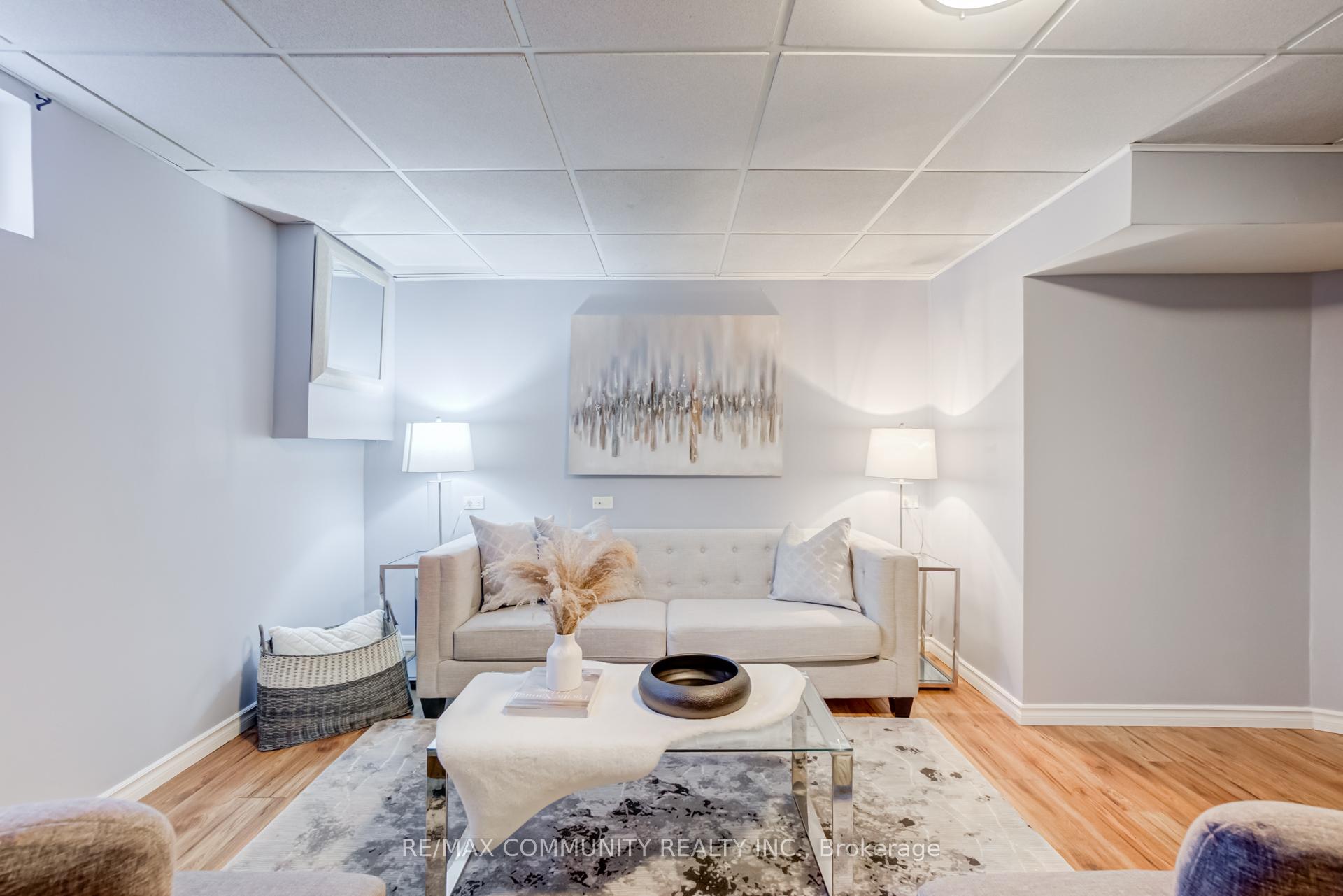 Photo 15 of 400 Maplewood Drive, Oshawa, O'Neill — HOMEH
