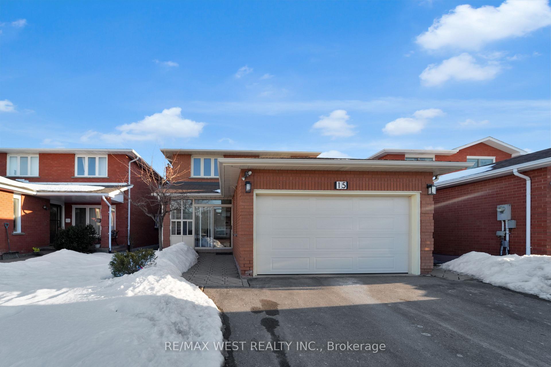 Photo 1 of 15 Jackman Crescent, Vaughan, West Woodbridge — HOMEH