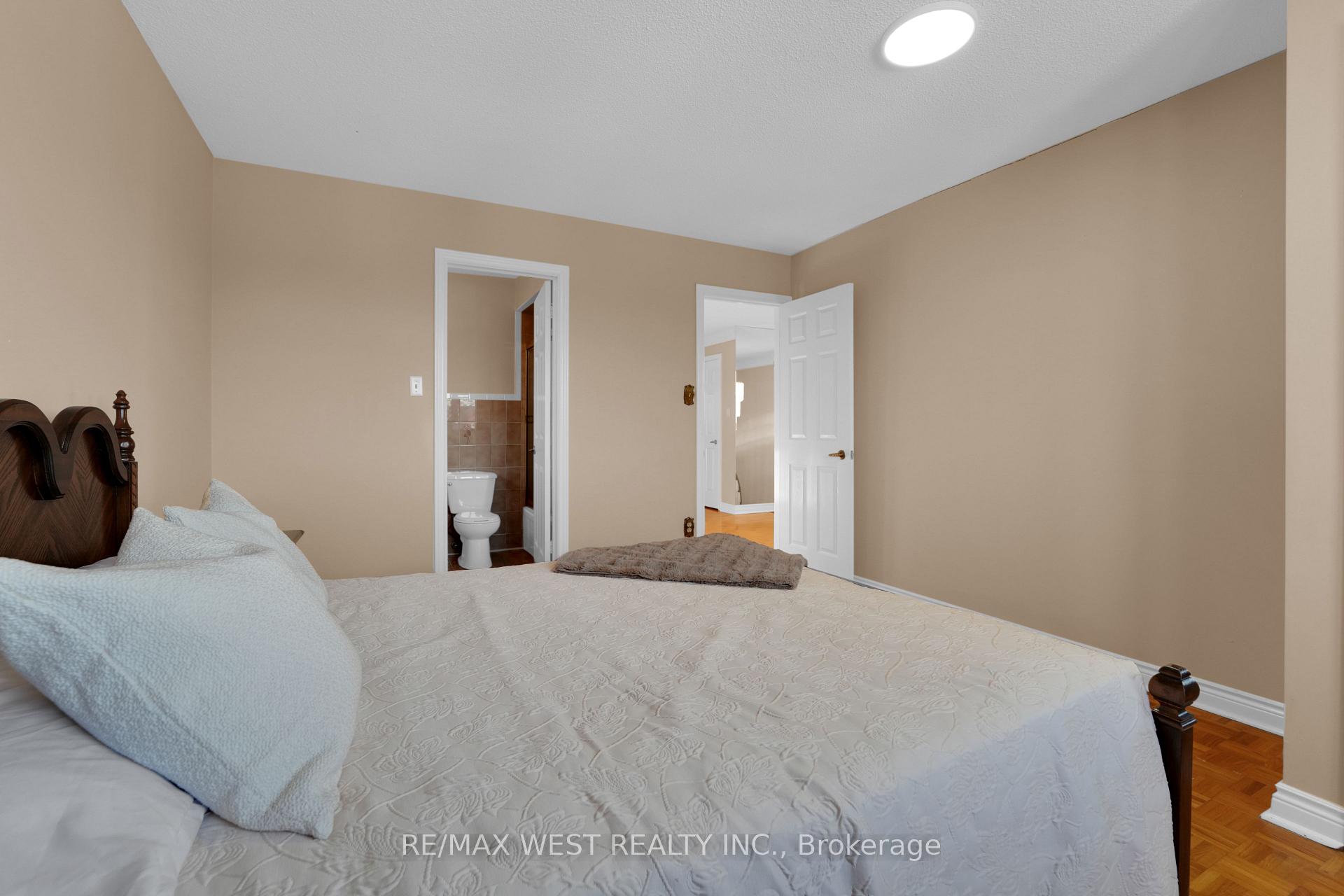 Photo 31 of 15 Jackman Crescent, Vaughan, West Woodbridge — HOMEH
