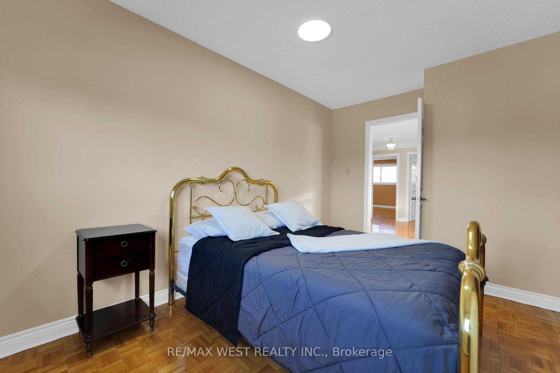 Photo 26 of 15 Jackman Crescent, Vaughan, West Woodbridge — HOMEH