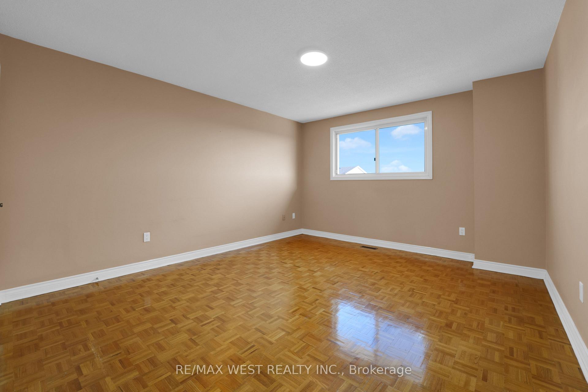Photo 30 of 15 Jackman Crescent, Vaughan, West Woodbridge — HOMEH