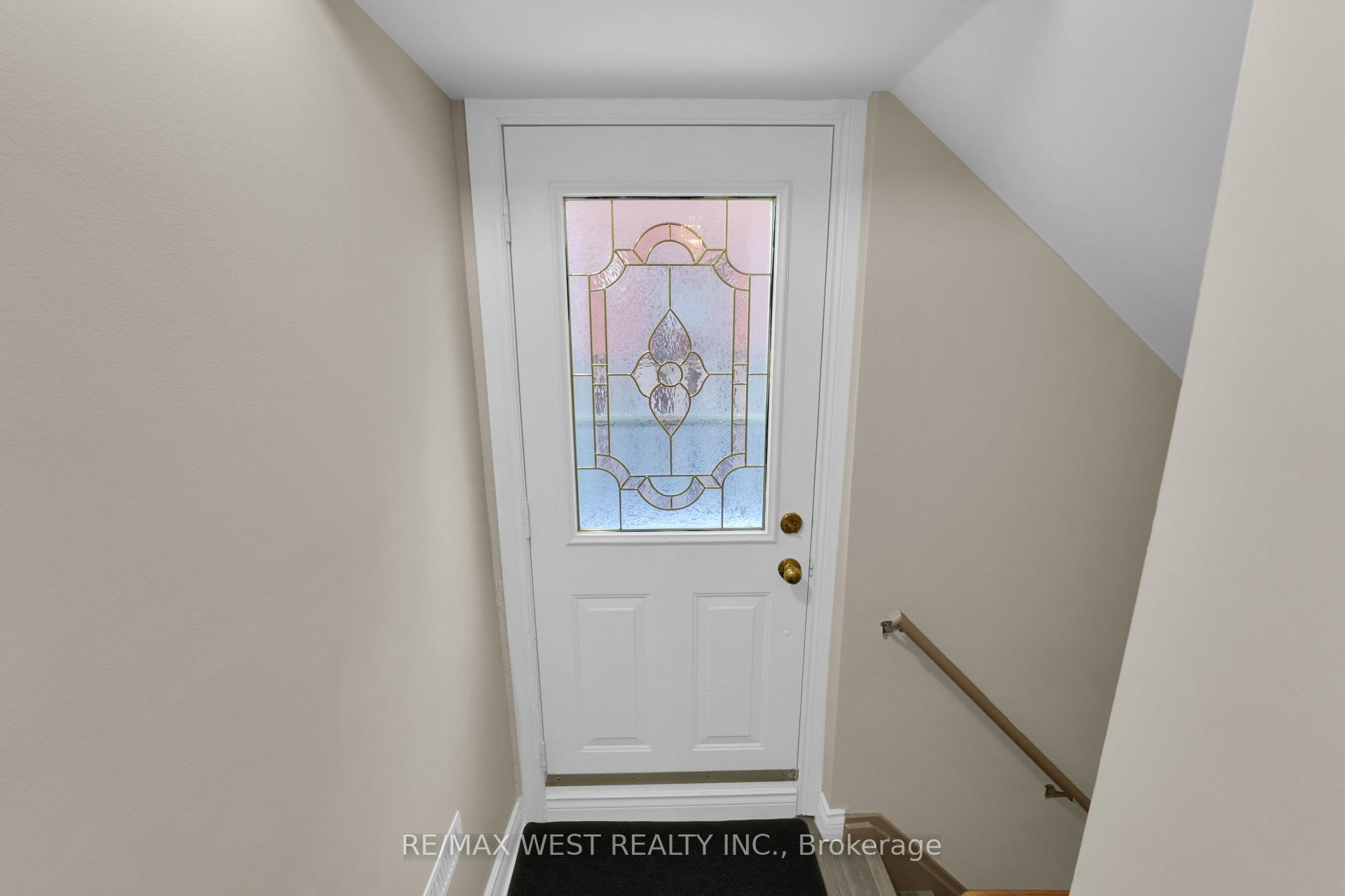 Photo 33 of 15 Jackman Crescent, Vaughan, West Woodbridge — HOMEH