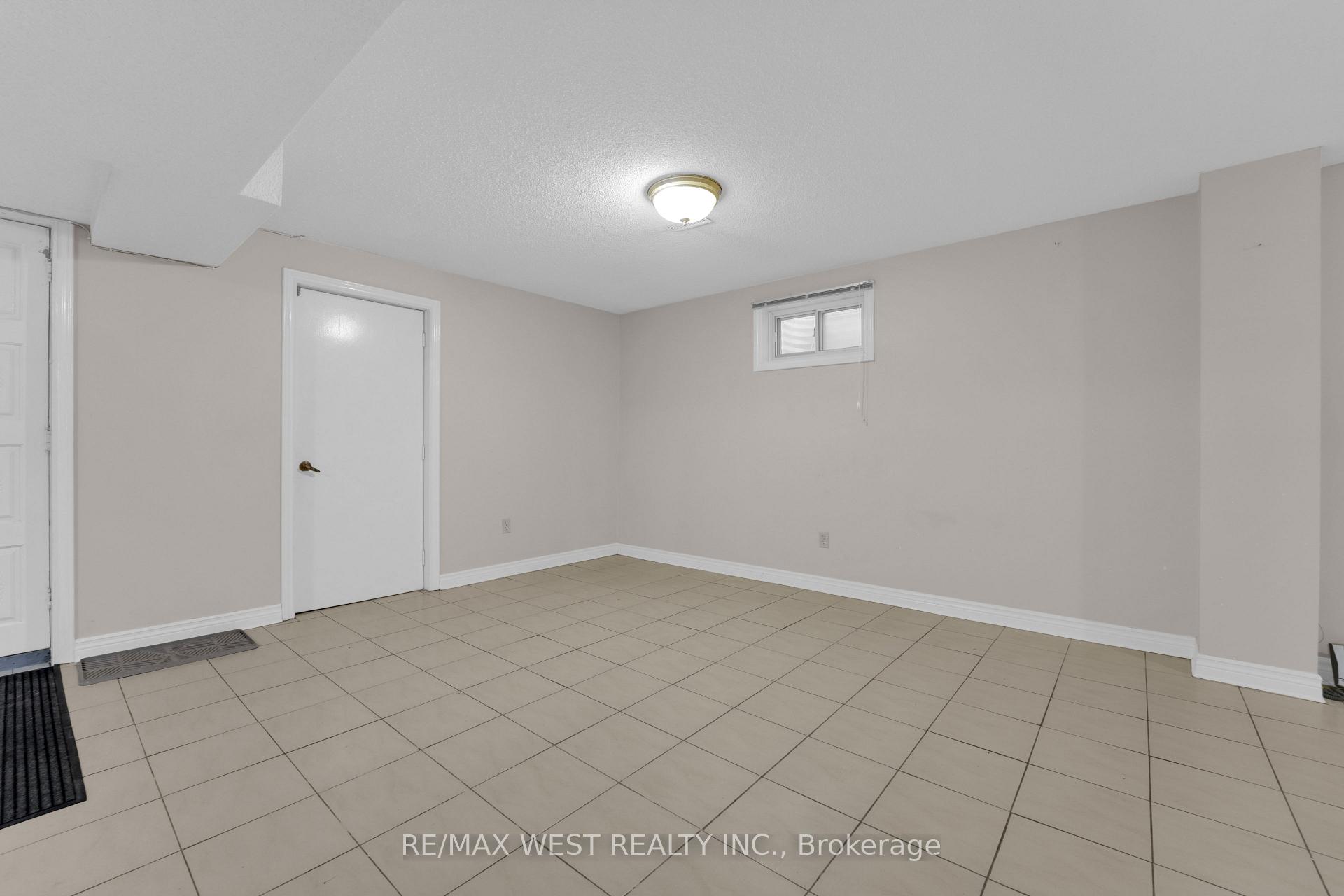 Photo 42 of 15 Jackman Crescent, Vaughan, West Woodbridge — HOMEH
