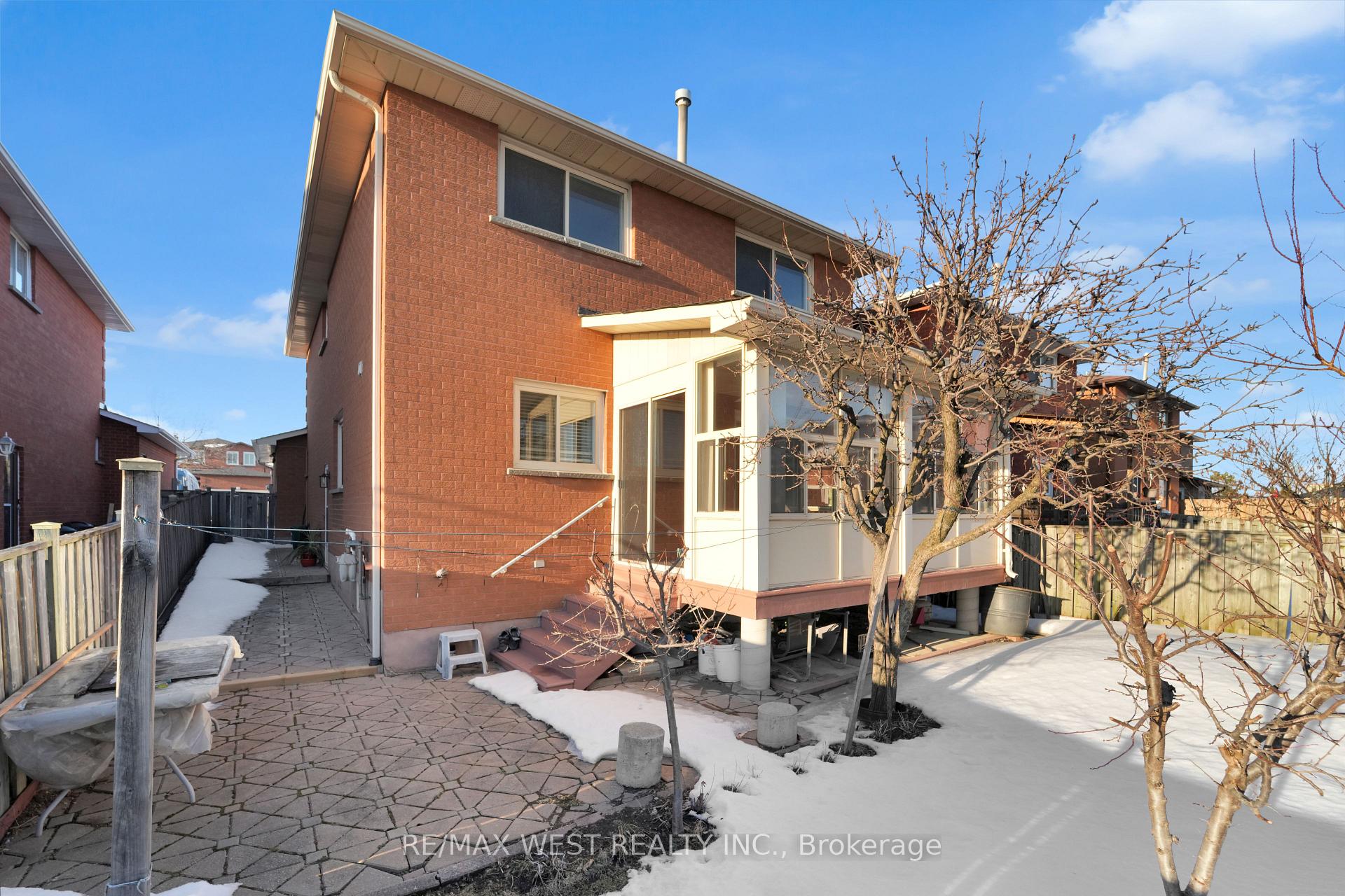Photo 46 of 15 Jackman Crescent, Vaughan, West Woodbridge — HOMEH