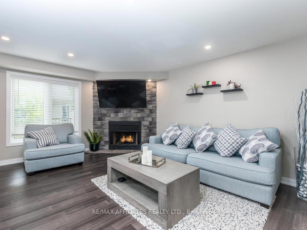 Photo 14 of 60 Royal Oak Court, Ottawa, Hunt Club Park/Greenboro — HOMEH