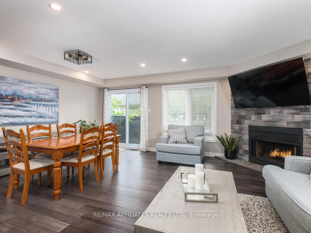 Photo 15 of 60 Royal Oak Court, Ottawa, Hunt Club Park/Greenboro — HOMEH
