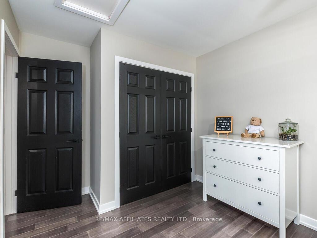 Photo 11 of 60 Royal Oak Court, Ottawa, Hunt Club Park/Greenboro — HOMEH