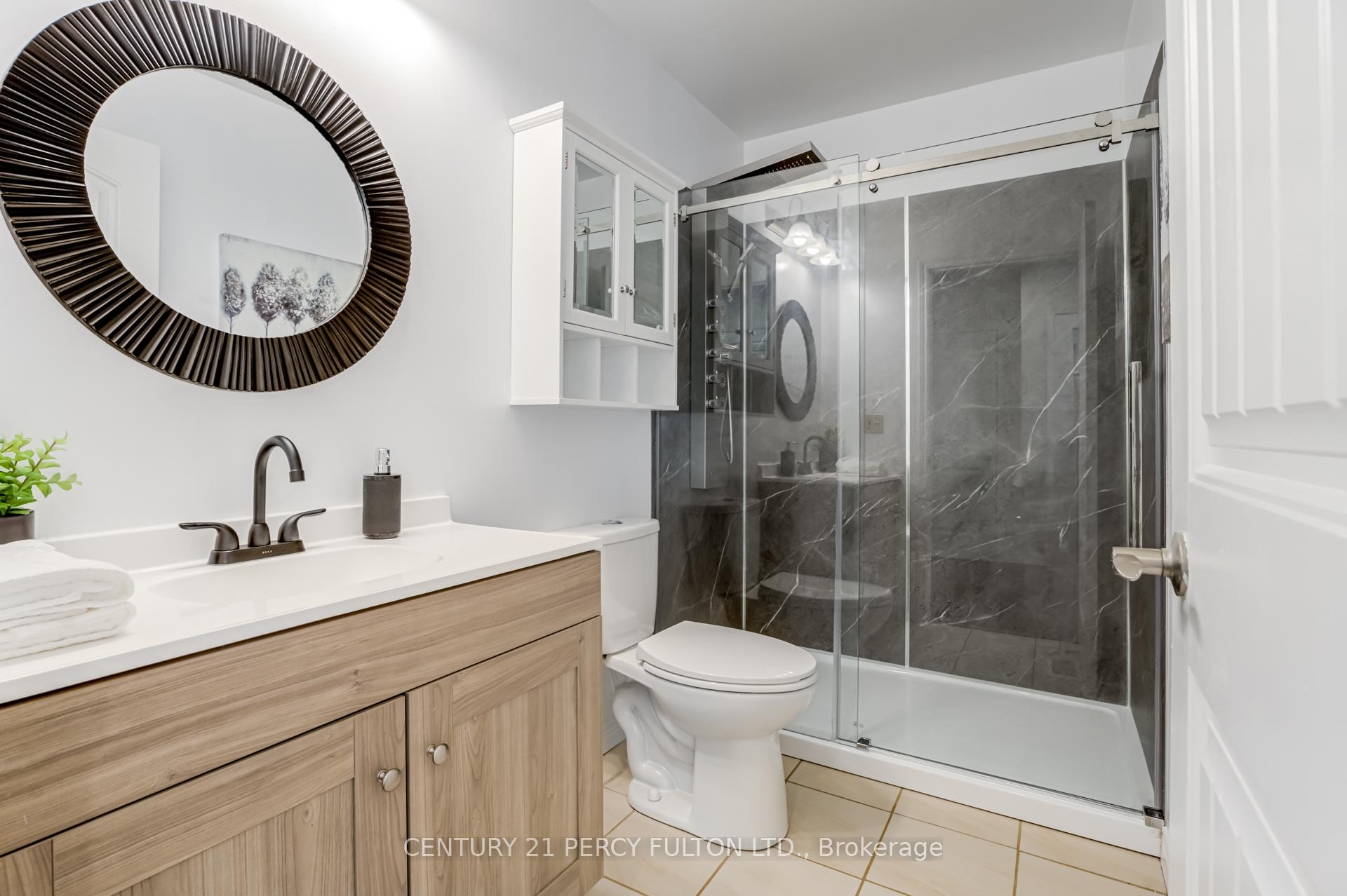 Photo 17 of 30A Varcoe Road, Clarington, Courtice — HOMEH