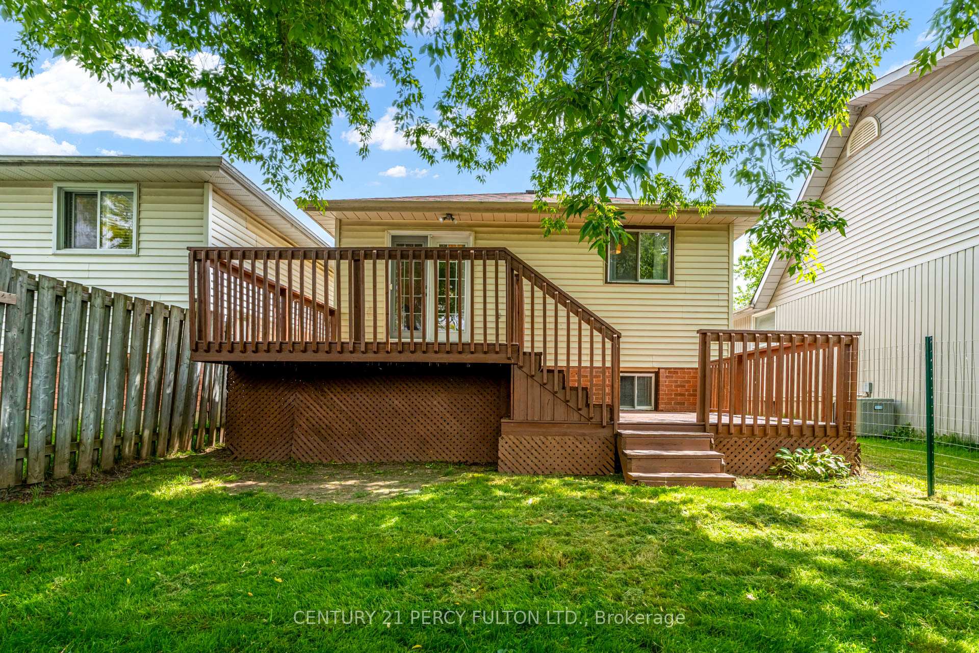 Photo 36 of 30A Varcoe Road, Clarington, Courtice — HOMEH