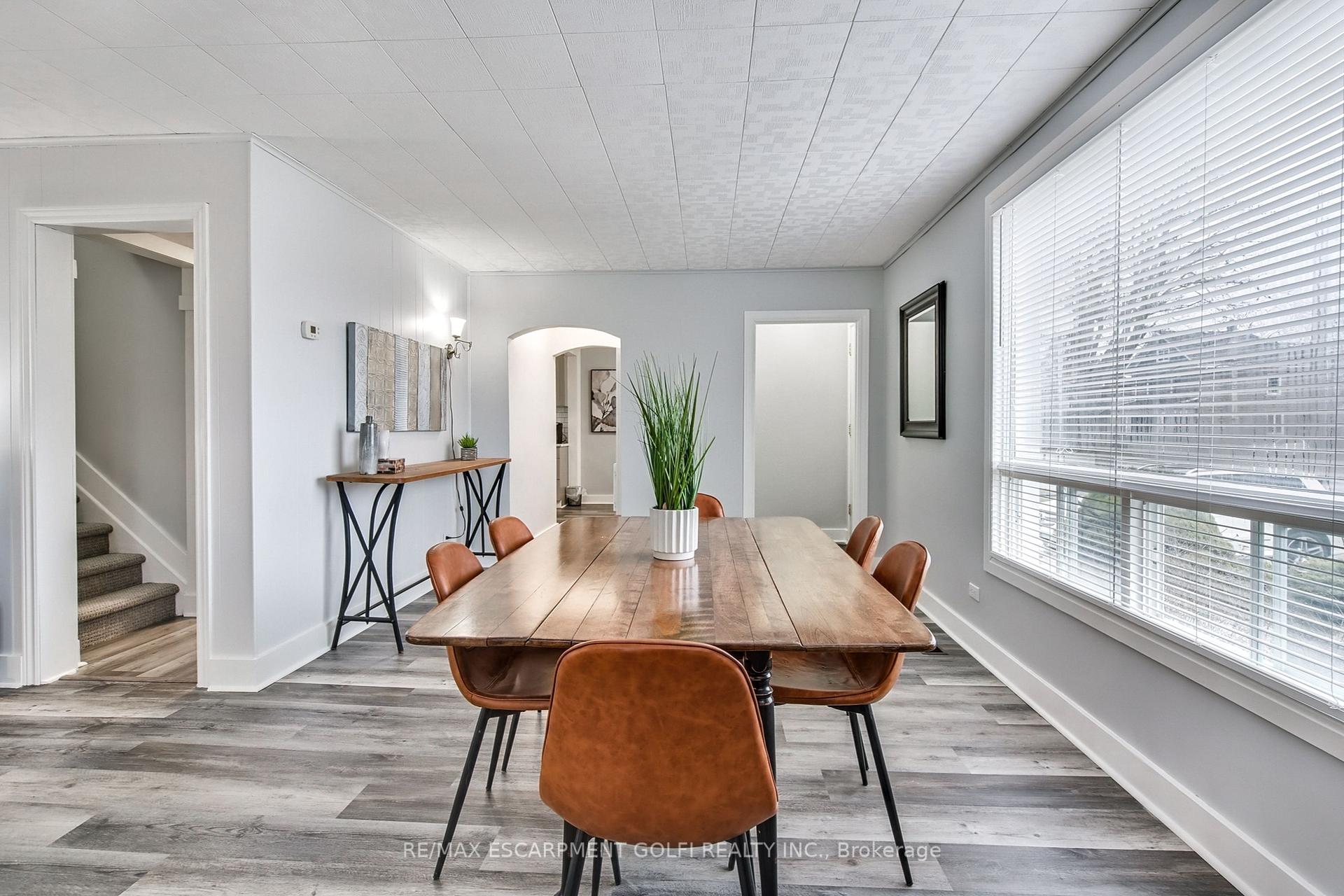 Photo 14 of 119 Park Avenue W, Haldimand, Dunnville — HOMEH