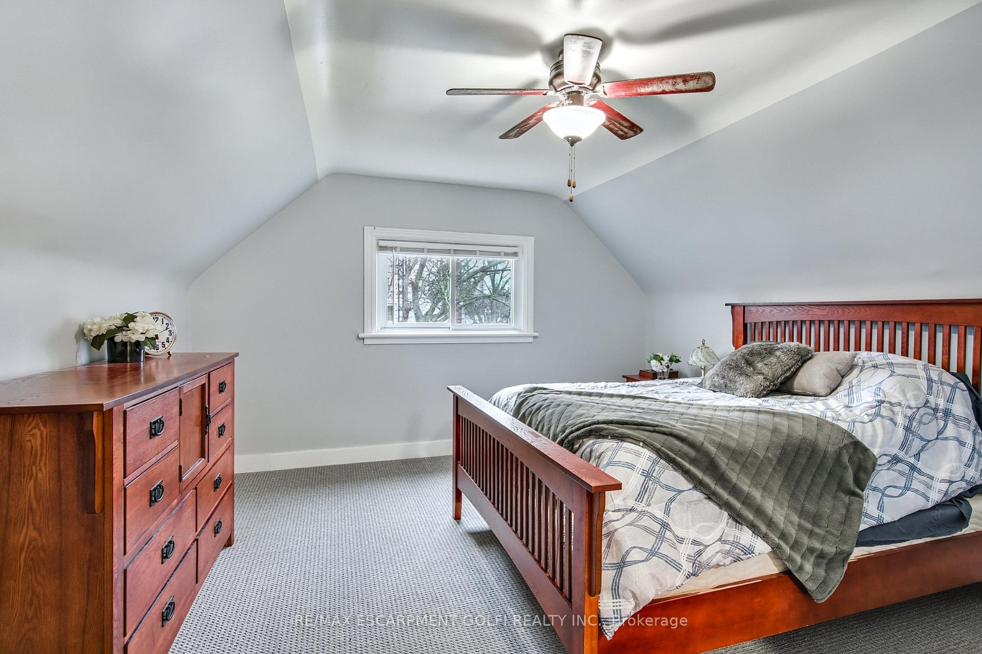 Photo 18 of 119 Park Avenue W, Haldimand, Dunnville — HOMEH