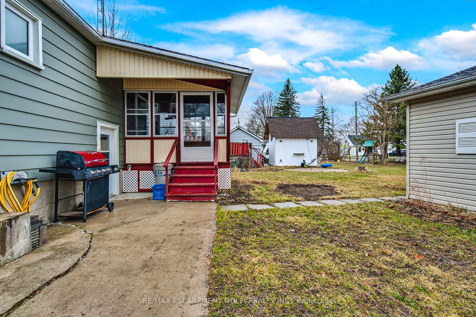 Photo 33 of 119 Park Avenue W, Haldimand, Dunnville — HOMEH