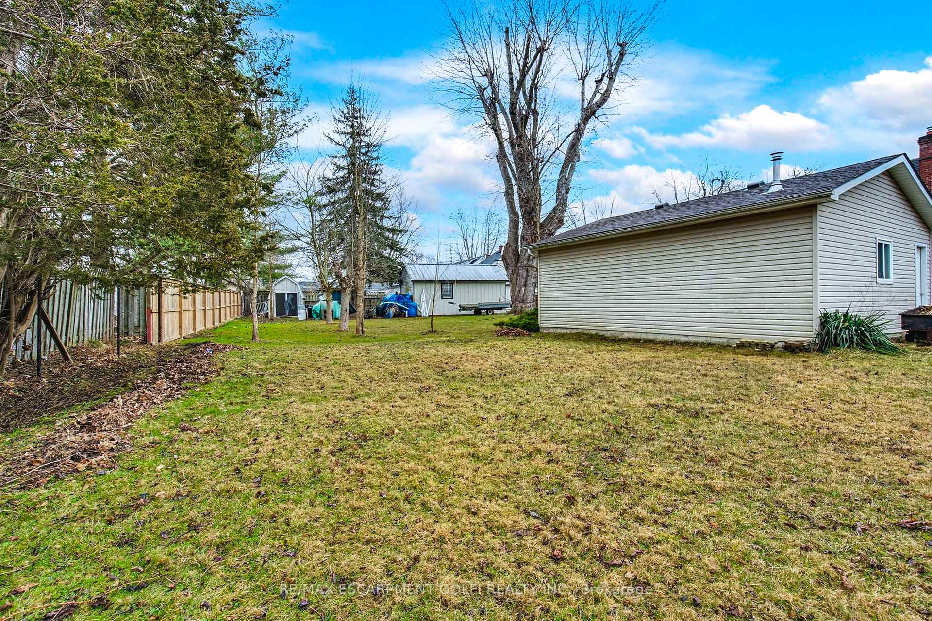 Photo 34 of 119 Park Avenue W, Haldimand, Dunnville — HOMEH