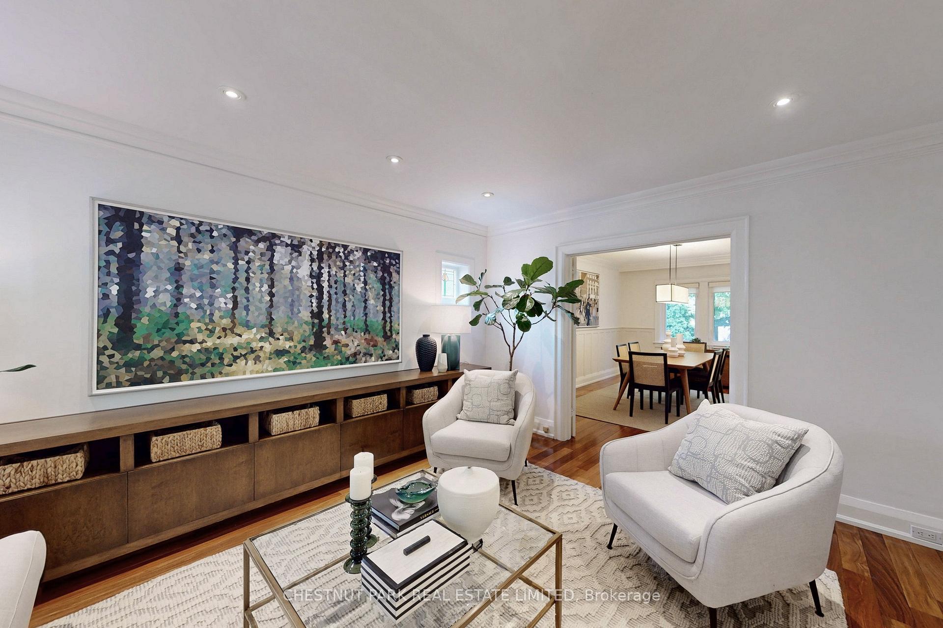 Photo 4 of 1065 Logan Avenue, Toronto, Broadview North — HOMEH
