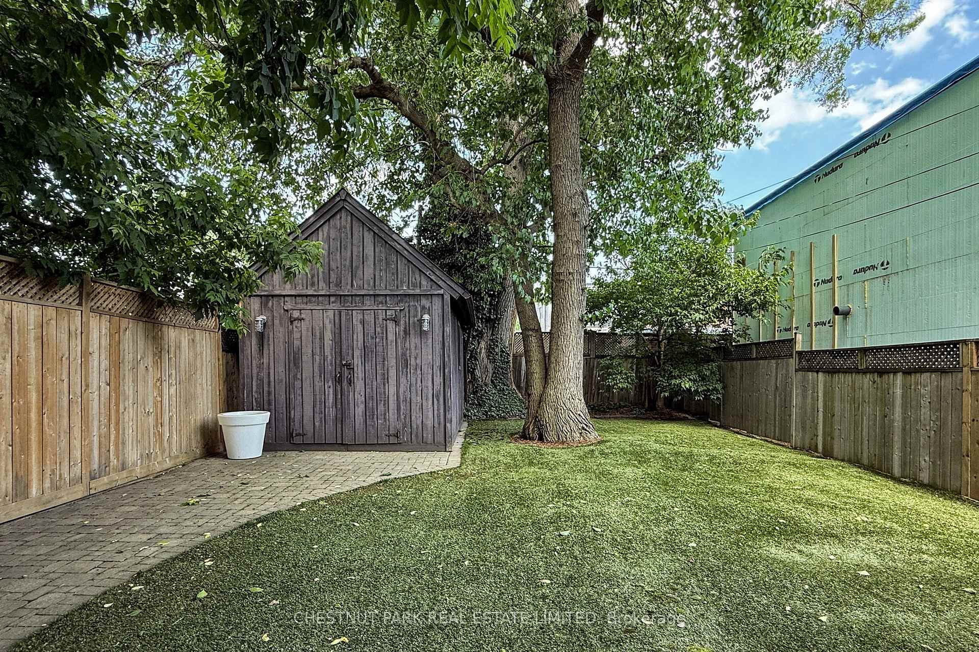 Photo 30 of 1065 Logan Avenue, Toronto, Broadview North — HOMEH