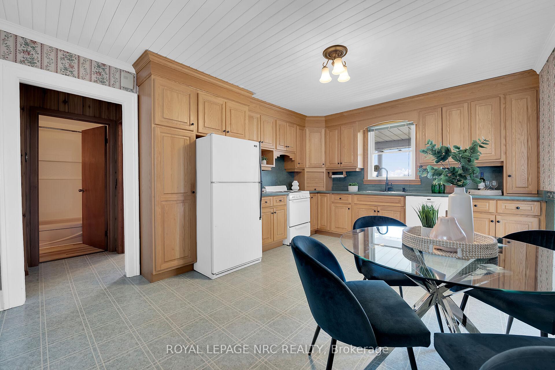 Photo 35 of 513 Sutor Road, Haldimand — HOMEH