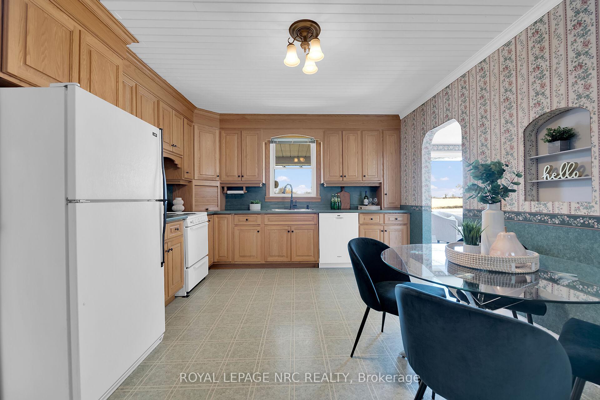 Photo 11 of 513 Sutor Road, Haldimand — HOMEH