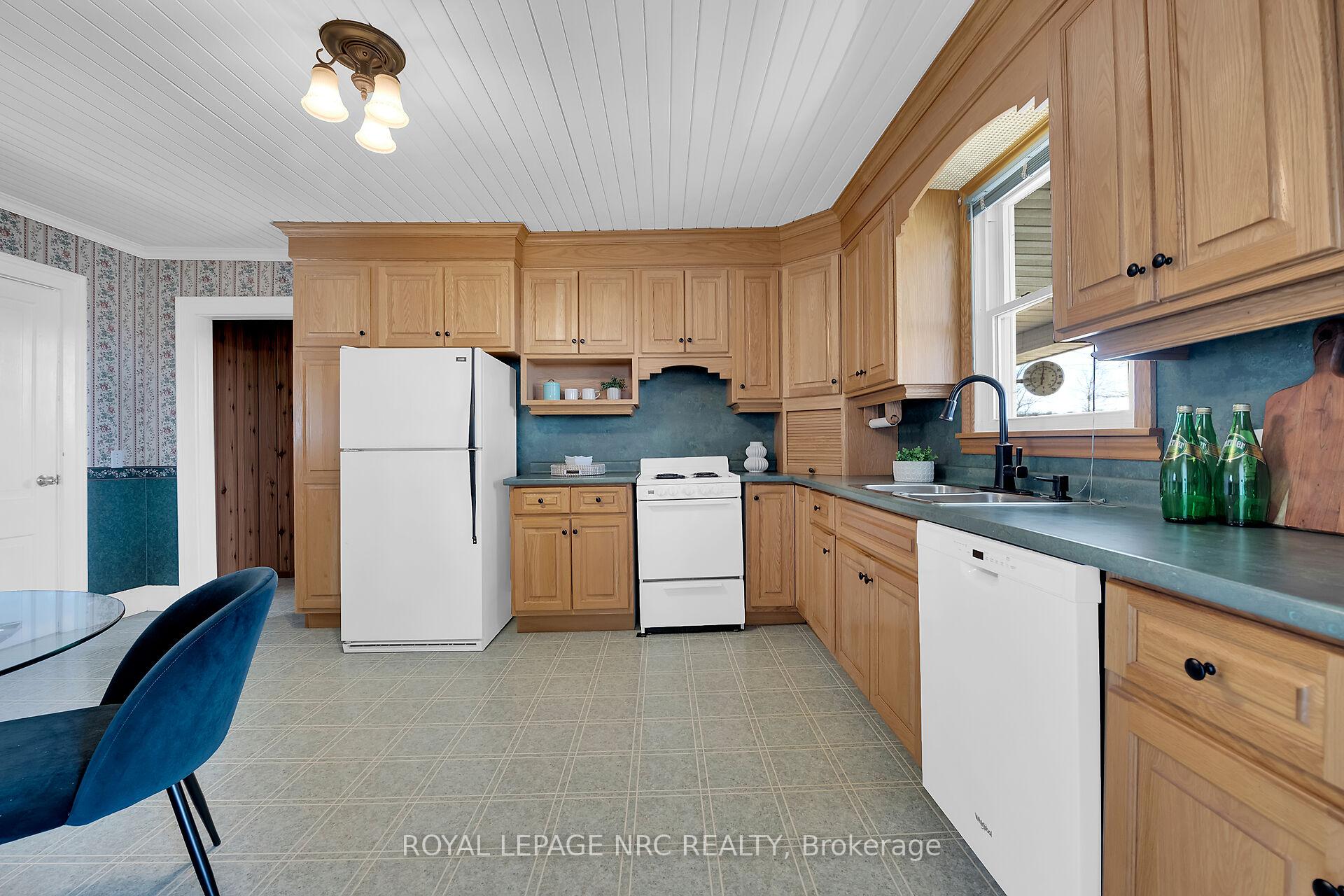 Photo 7 of 513 Sutor Road, Haldimand — HOMEH