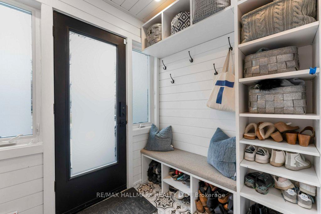 Photo 2 of 288 Forman Avenue, Toronto, Mount Pleasant East — HOMEH