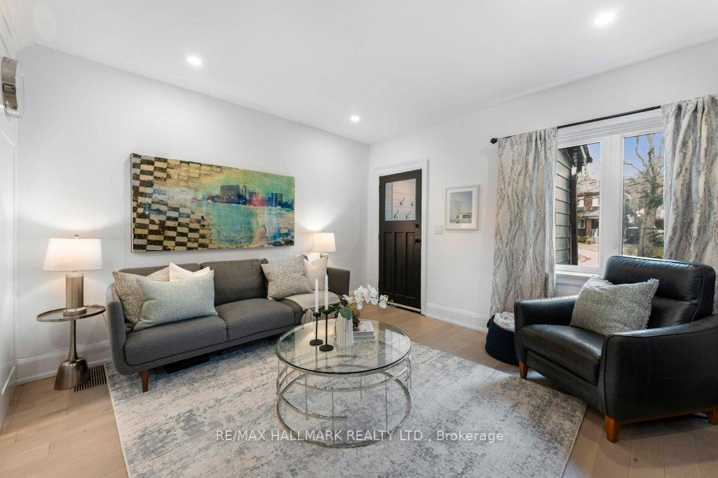 Photo 6 of 288 Forman Avenue, Toronto, Mount Pleasant East — HOMEH