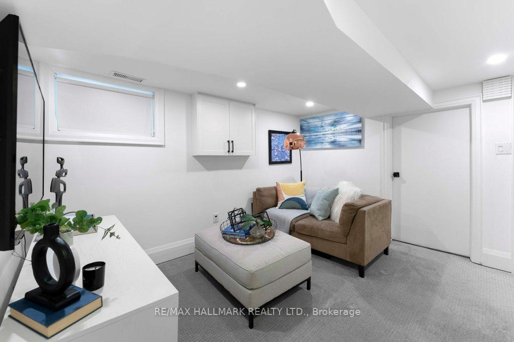 Photo 21 of 288 Forman Avenue, Toronto, Mount Pleasant East — HOMEH