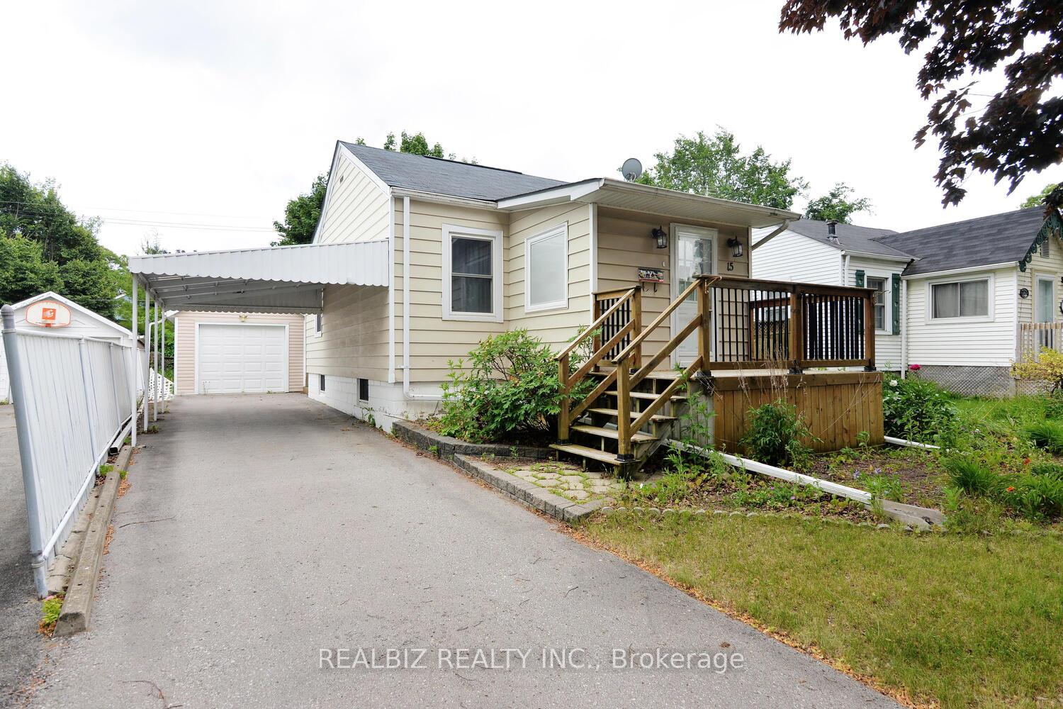 Photo 4 of 15 Oak Street, Ajax, Central — HOMEH