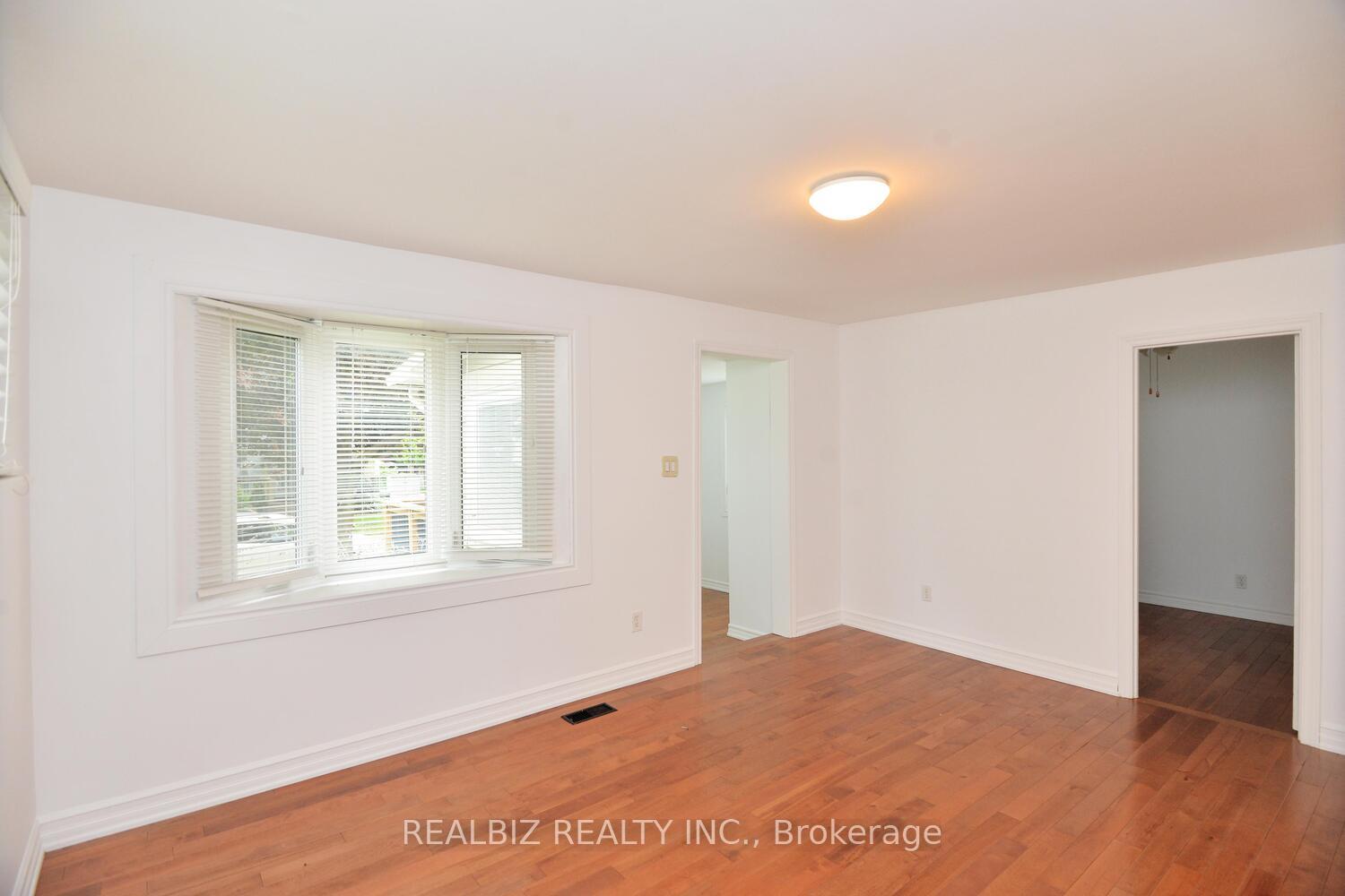 Photo 22 of 15 Oak Street, Ajax, Central — HOMEH