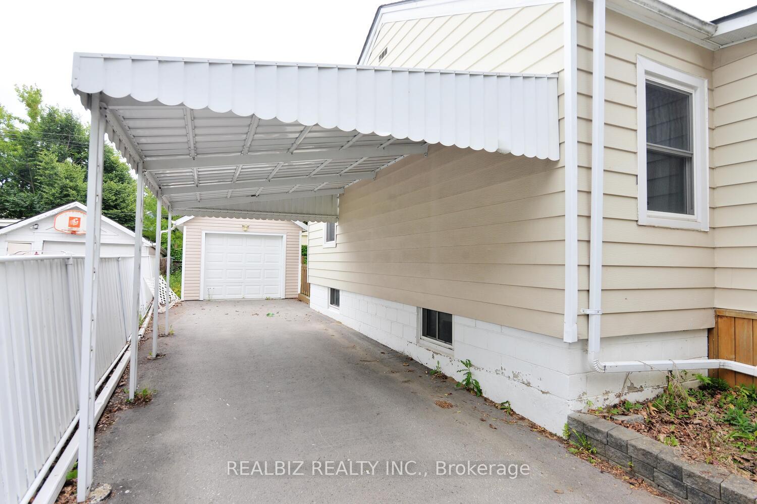 Photo 34 of 15 Oak Street, Ajax, Central — HOMEH
