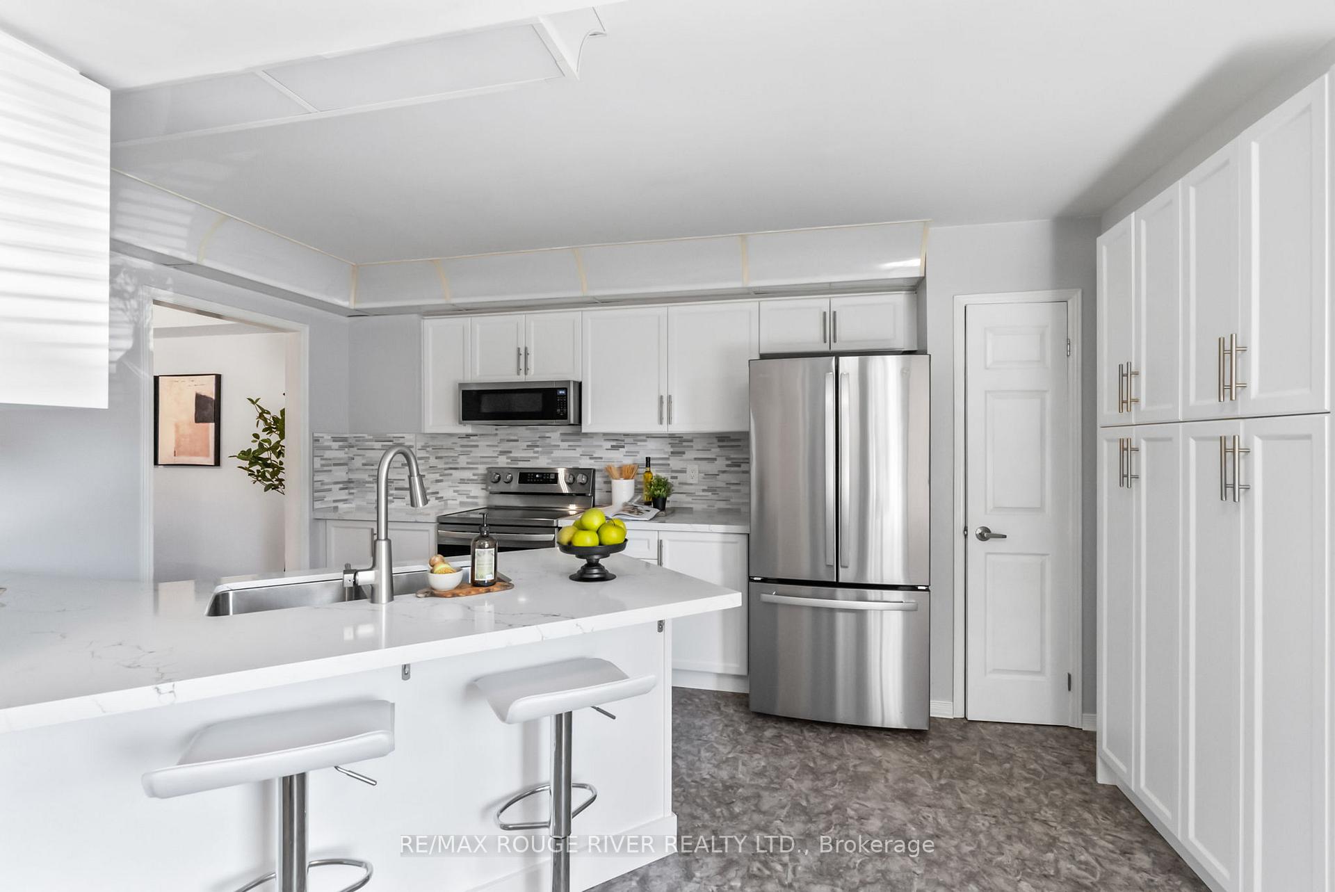 Photo 8 of 4 Heaver Drive, Whitby, Pringle Creek — HOMEH