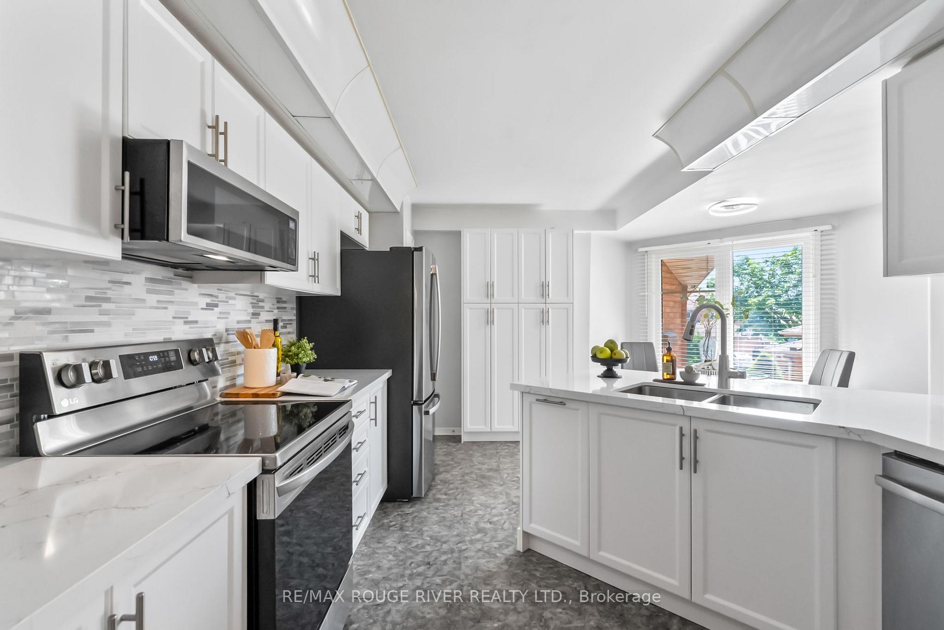Photo 33 of 4 Heaver Drive, Whitby, Pringle Creek — HOMEH