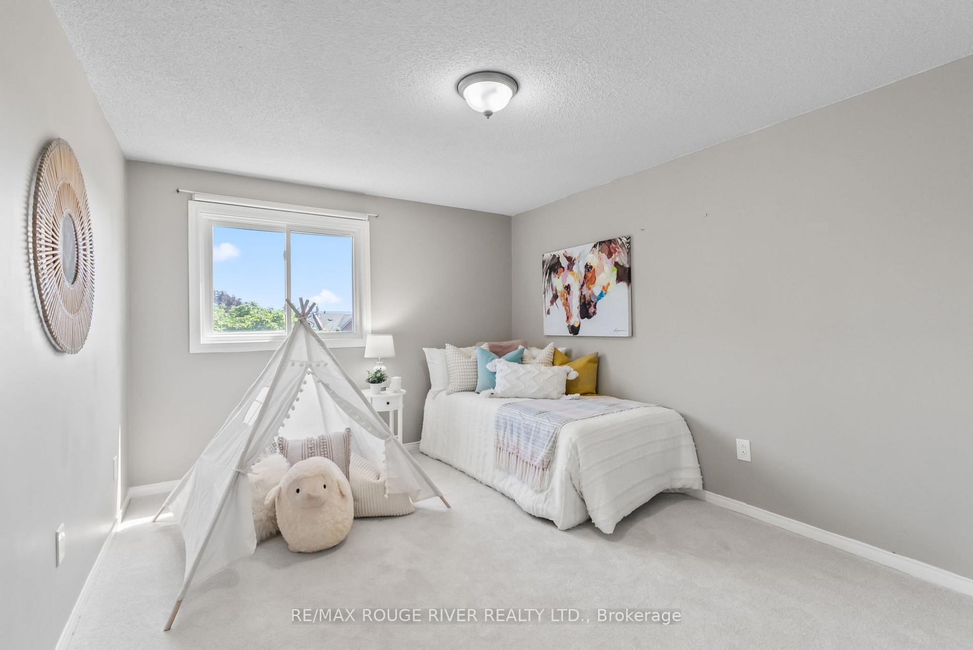 Photo 22 of 4 Heaver Drive, Whitby, Pringle Creek — HOMEH