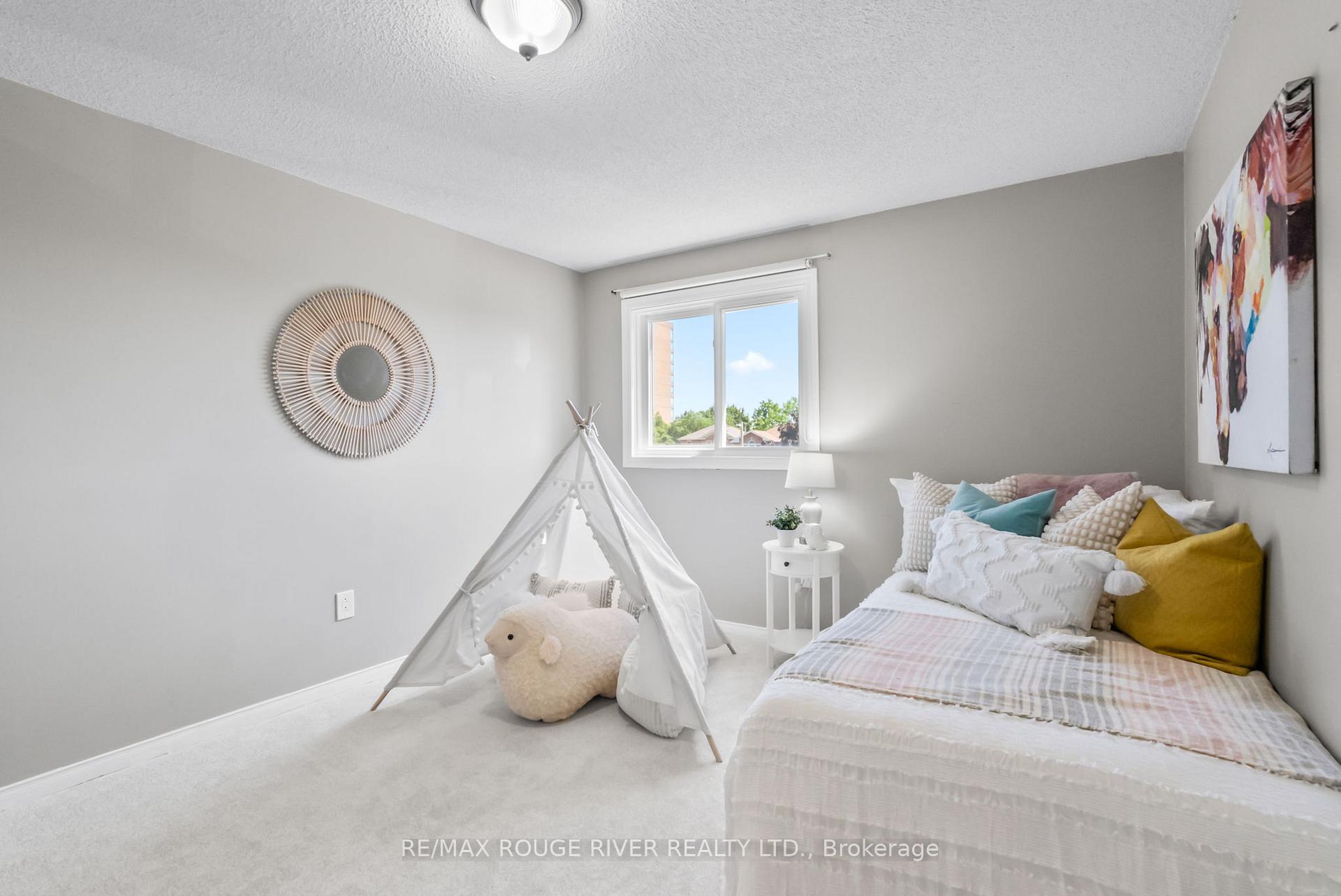 Photo 26 of 4 Heaver Drive, Whitby, Pringle Creek — HOMEH
