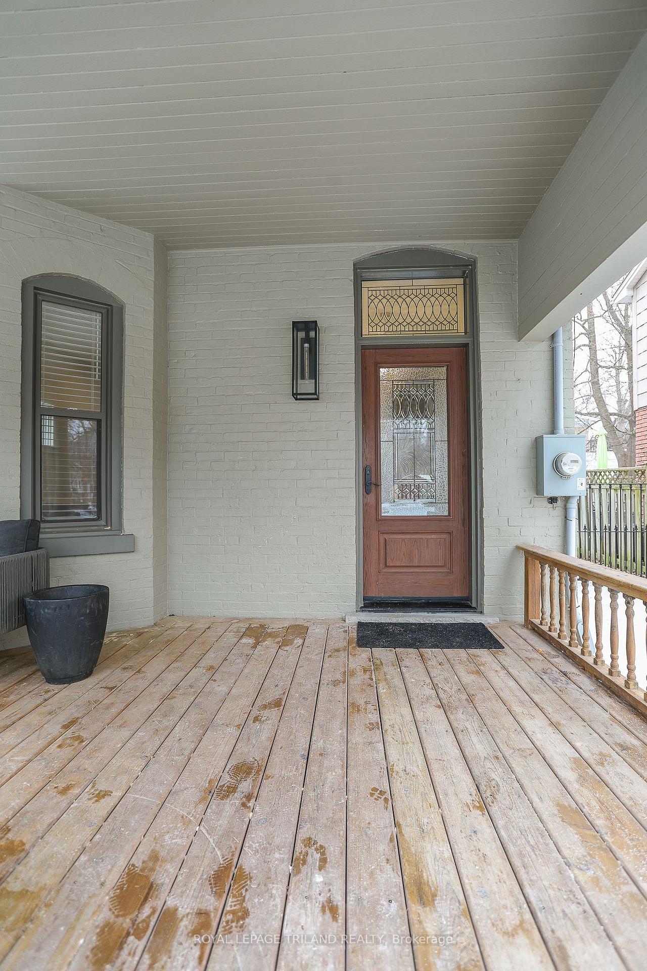 Photo 7 of 33 Gladstone Avenue, St. Thomas — HOMEH