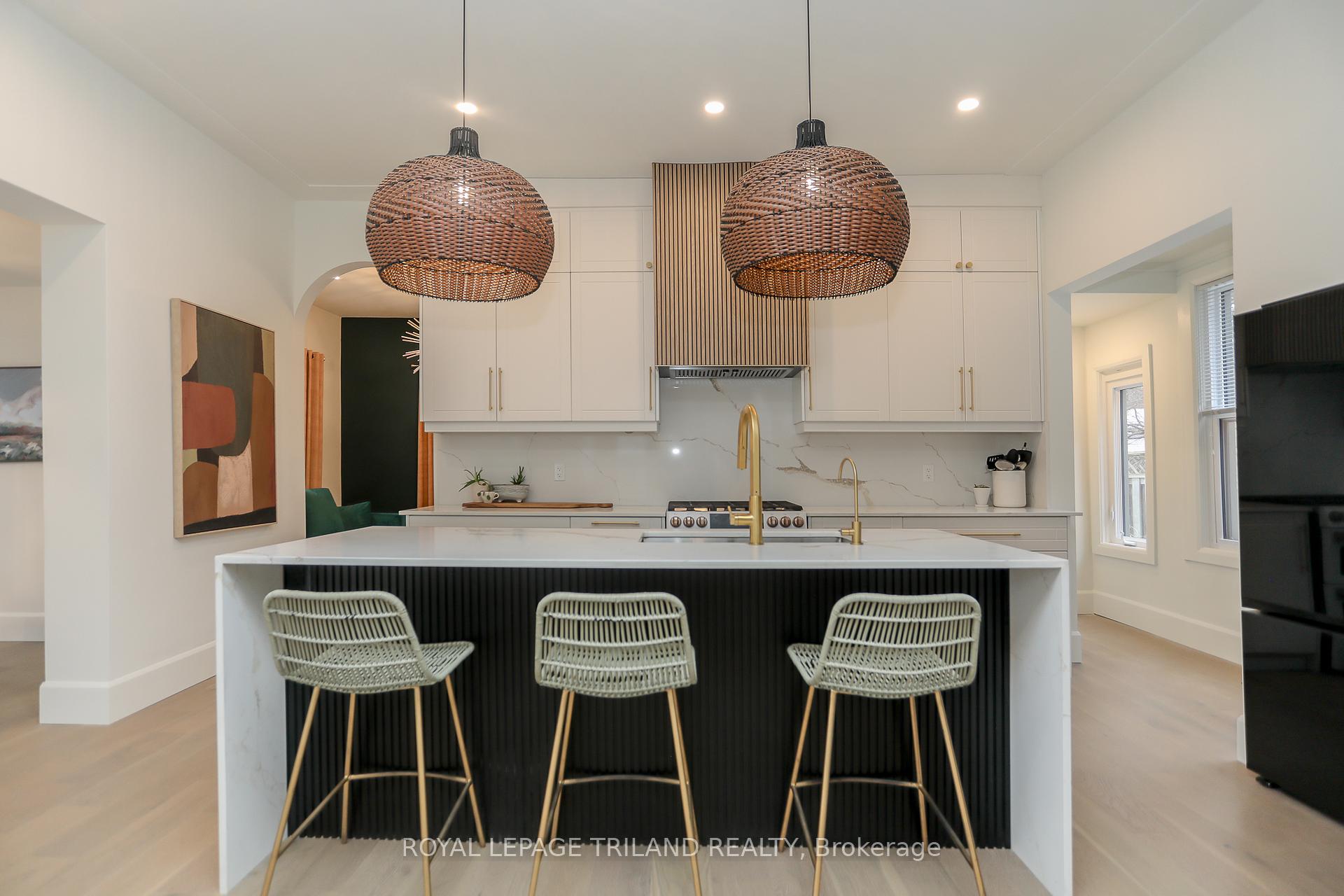Photo 8 of 33 Gladstone Avenue, St. Thomas — HOMEH