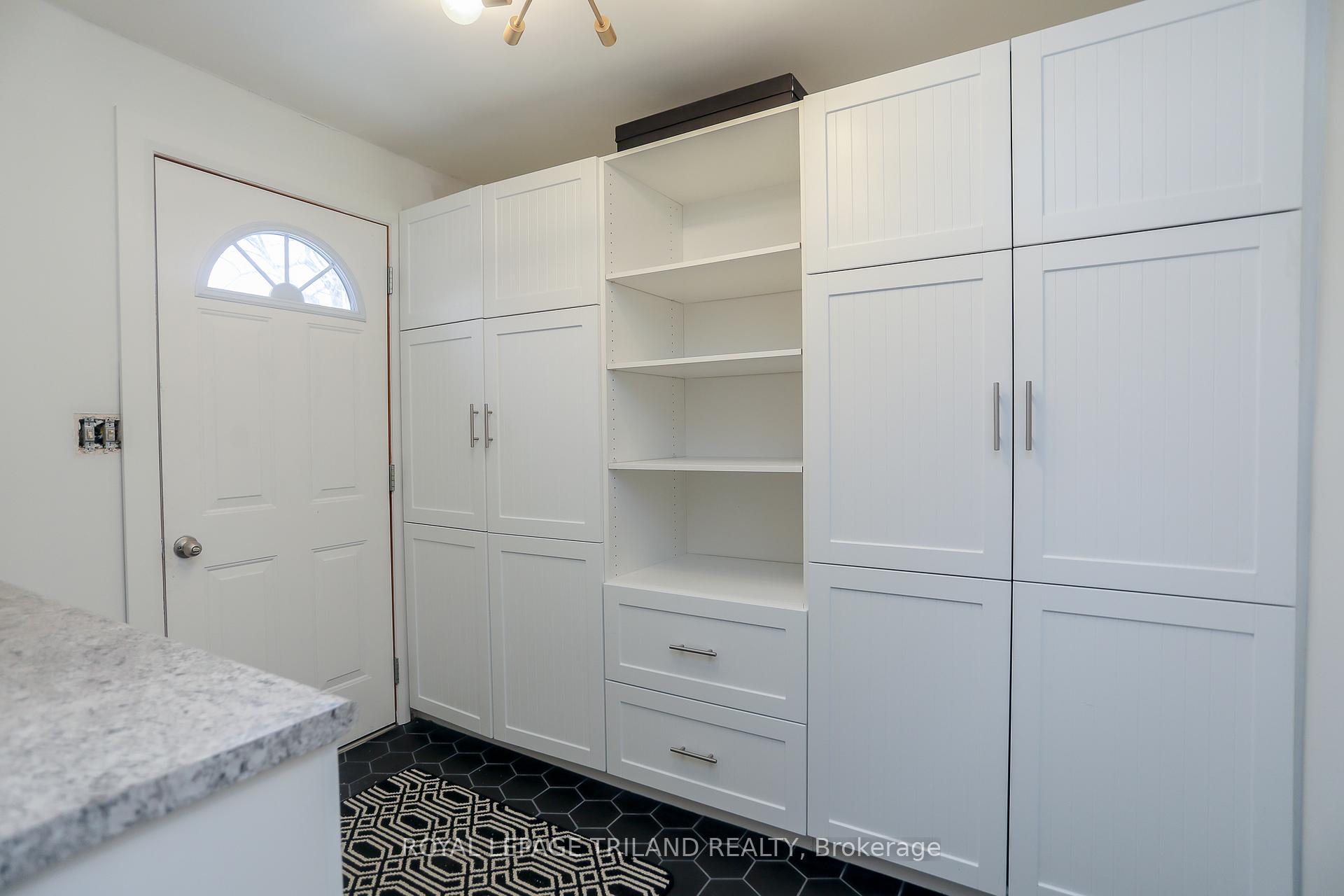 Photo 20 of 33 Gladstone Avenue, St. Thomas — HOMEH